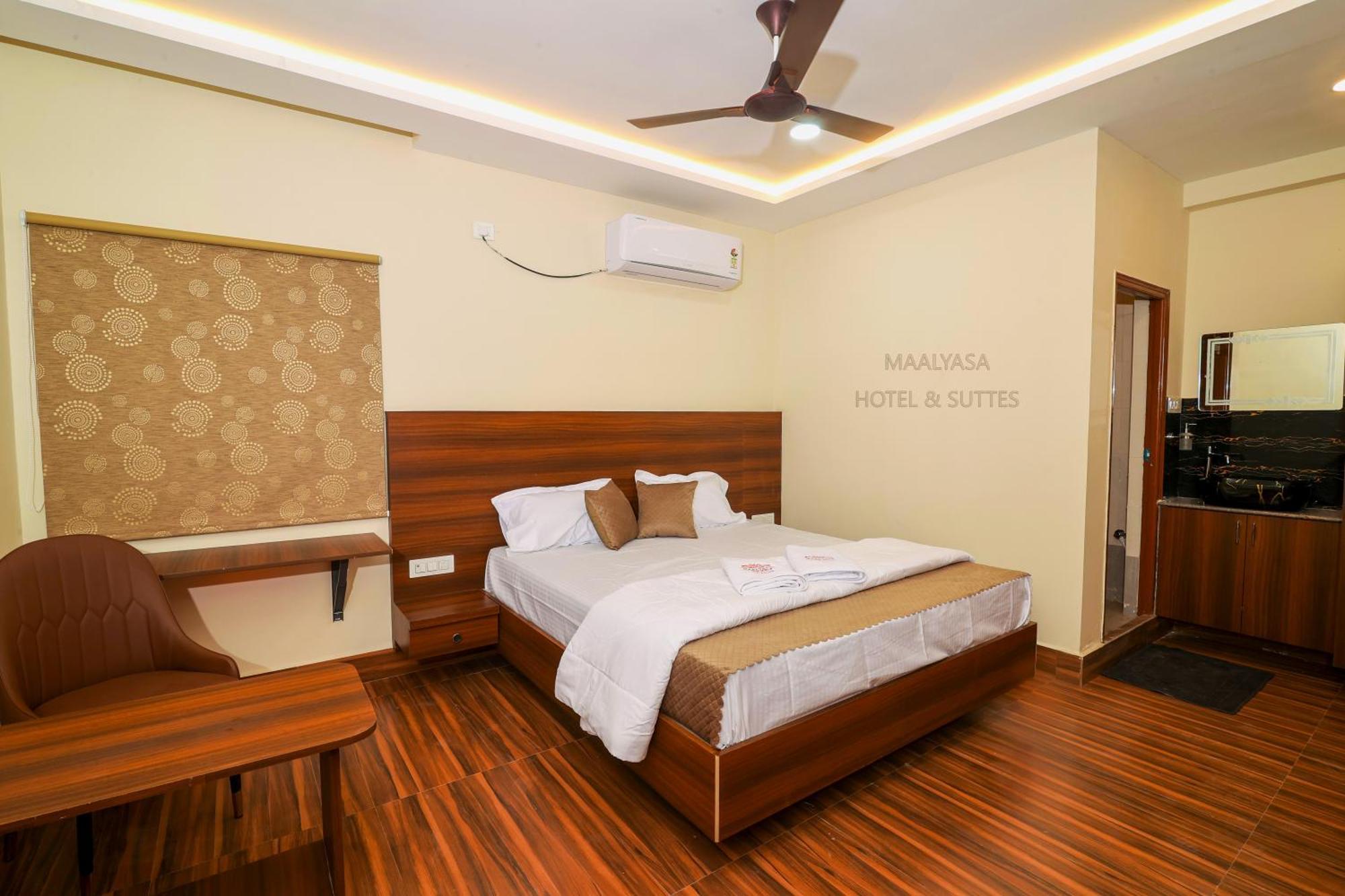 Maalyasa Hotel And Suites Hyderabad Exteriör bild