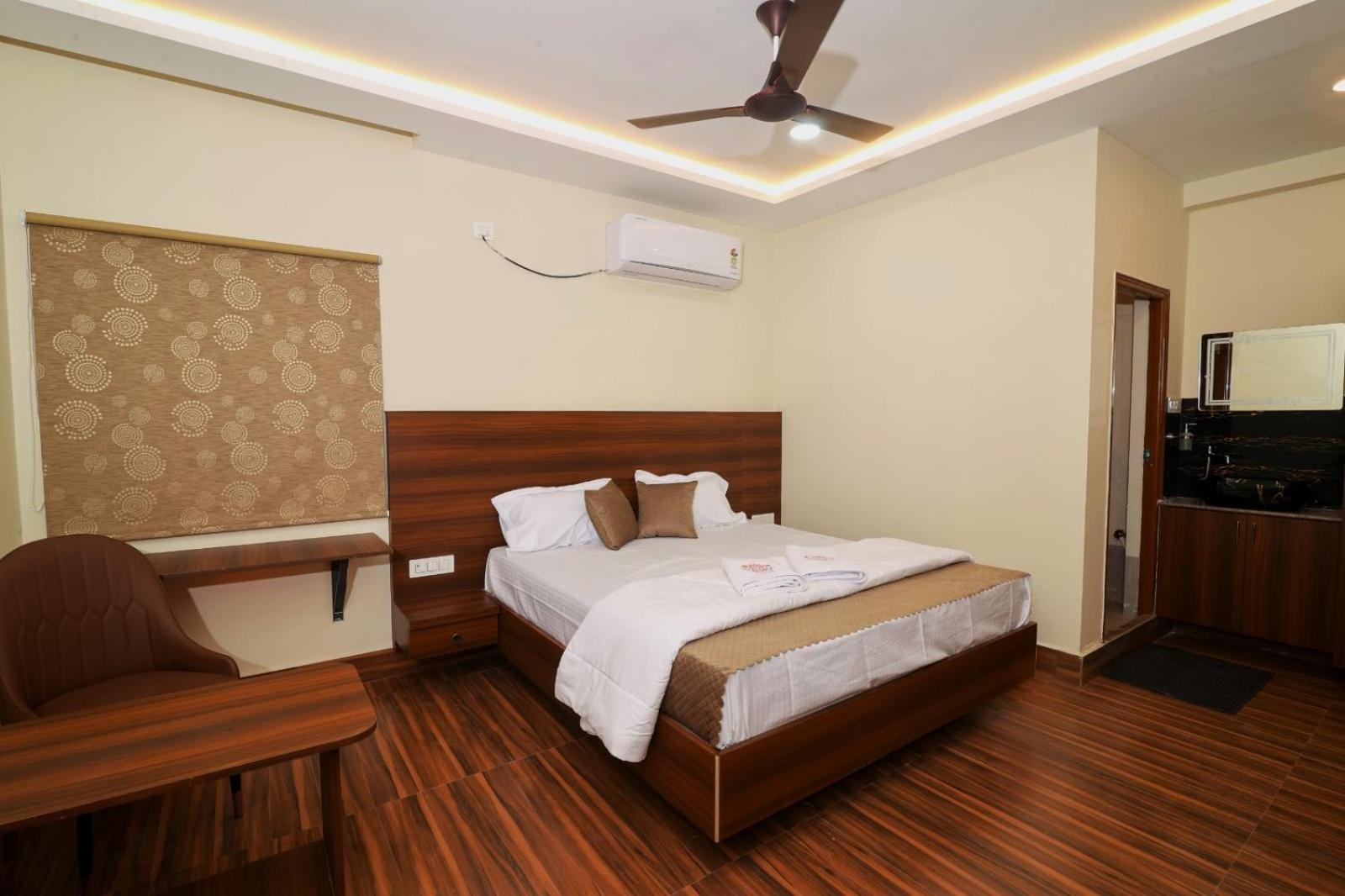 Maalyasa Hotel And Suites Hyderabad Exteriör bild